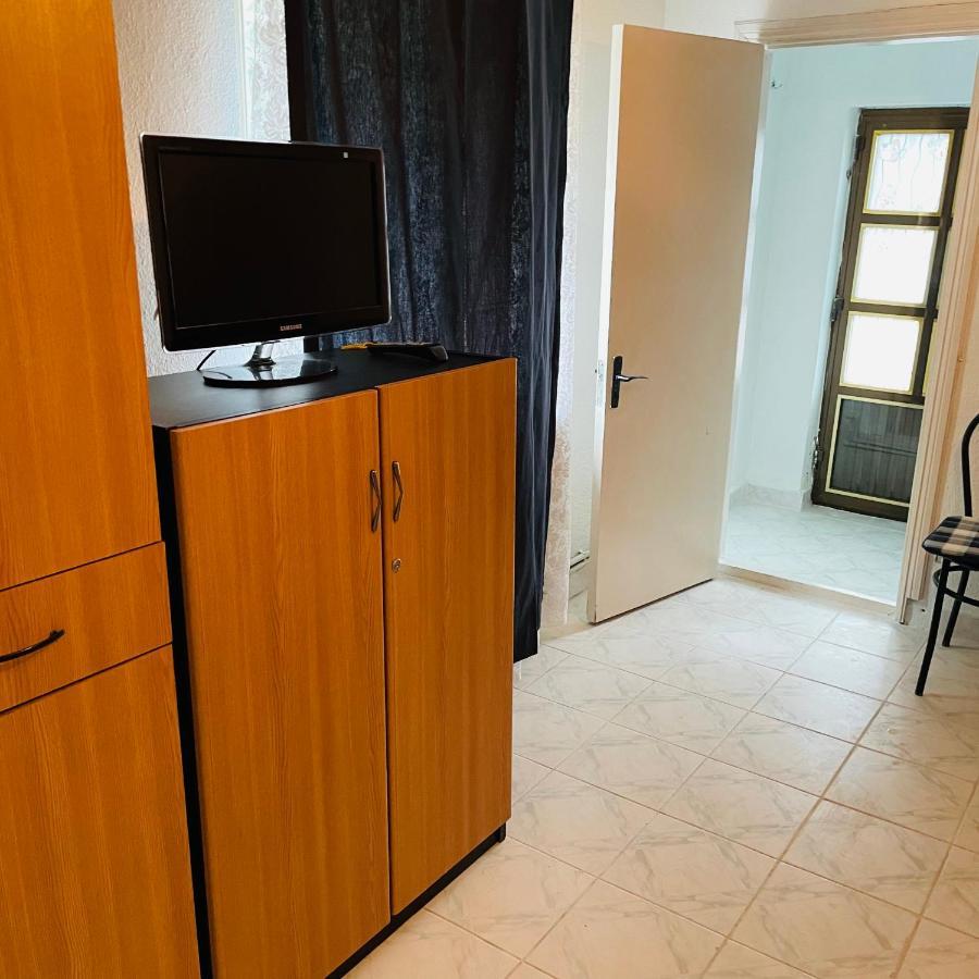 Garsoniera La Curte Paula Apartment Constanta Ngoại thất bức ảnh